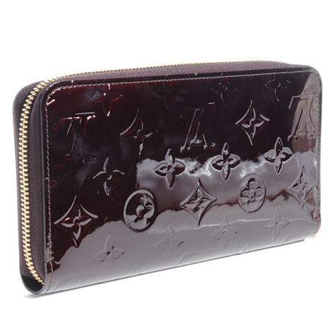 Louis Vuitton Vernis Amarante Zippy Wallet 